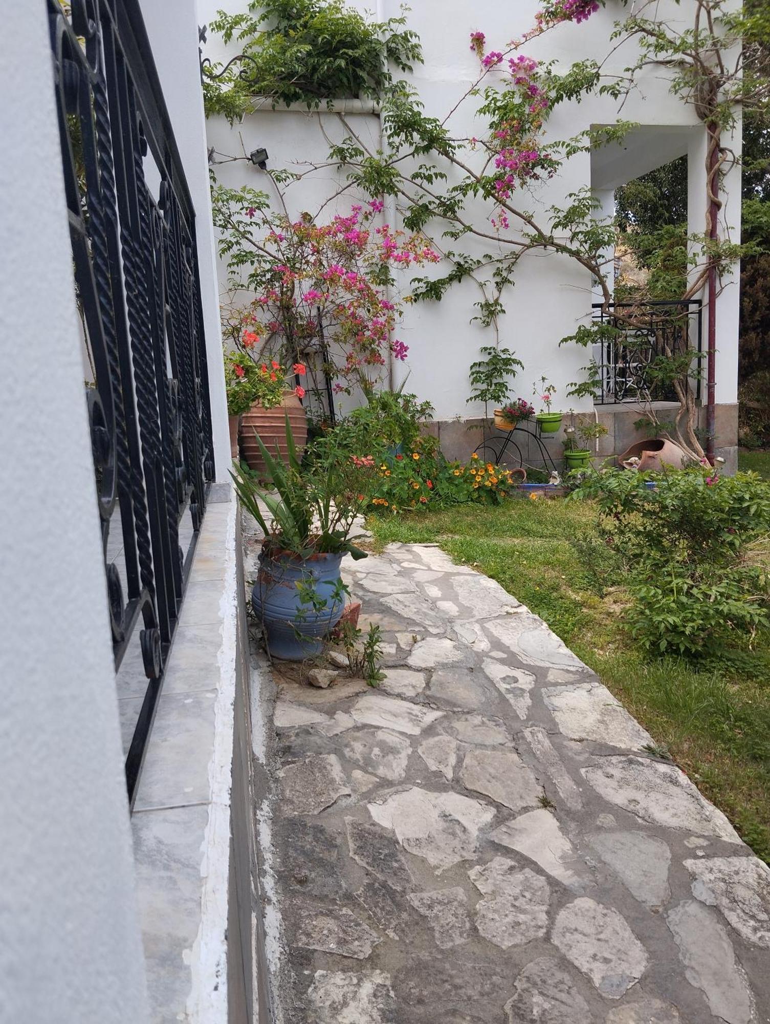 Korfes Apartments 카밀라리 외부 사진