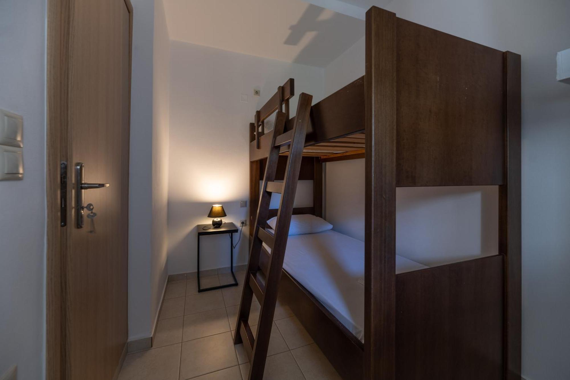 Korfes Apartments 카밀라리 외부 사진