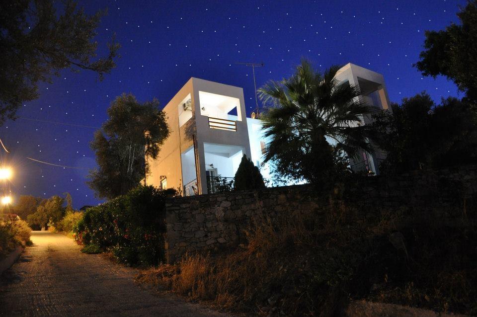 Korfes Apartments 카밀라리 외부 사진
